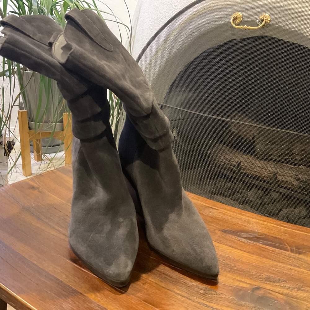 Fisher LTD Myles Bootie Suede Gray Size 7
